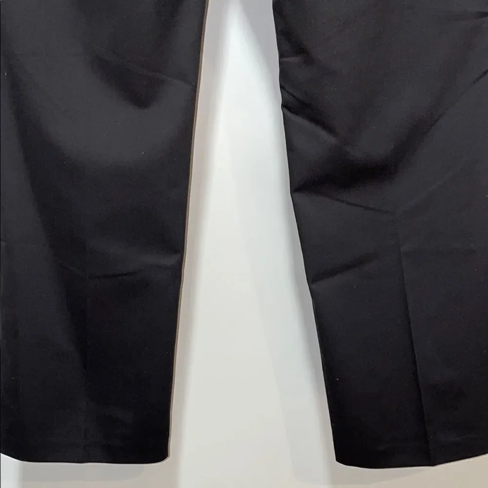 Black Dress Pants with Straight Leg and Smooth Fabric